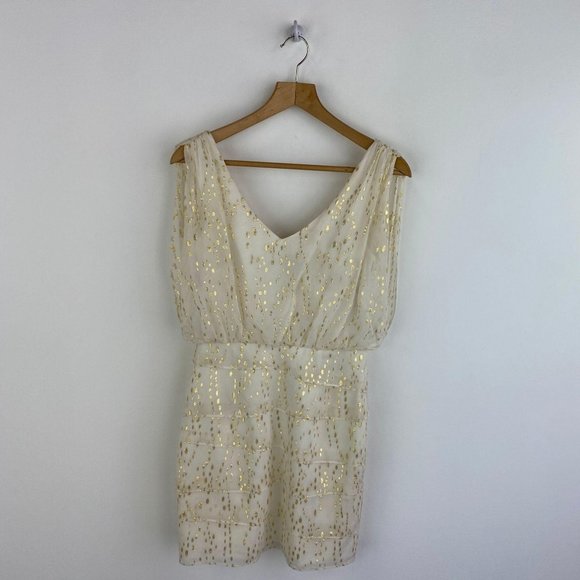 Laundry By Shelli Segal Dresses & Skirts - LAUNDRY BY SHELLI SEGAL Tiered Blouson Silk Dress